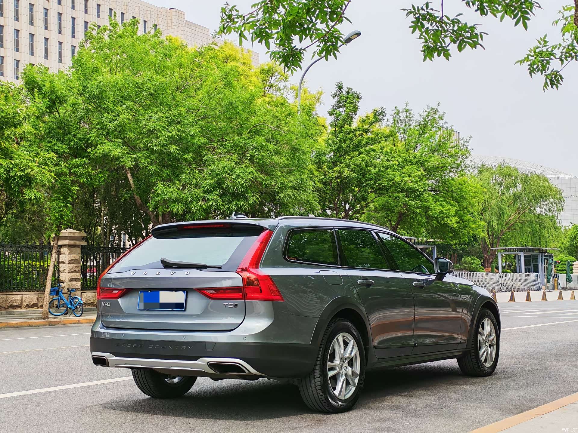Volvo V90, 2018 все фото