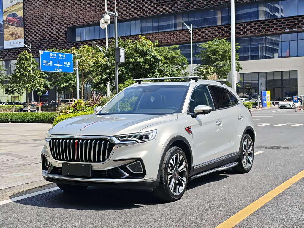Hongqi HS5