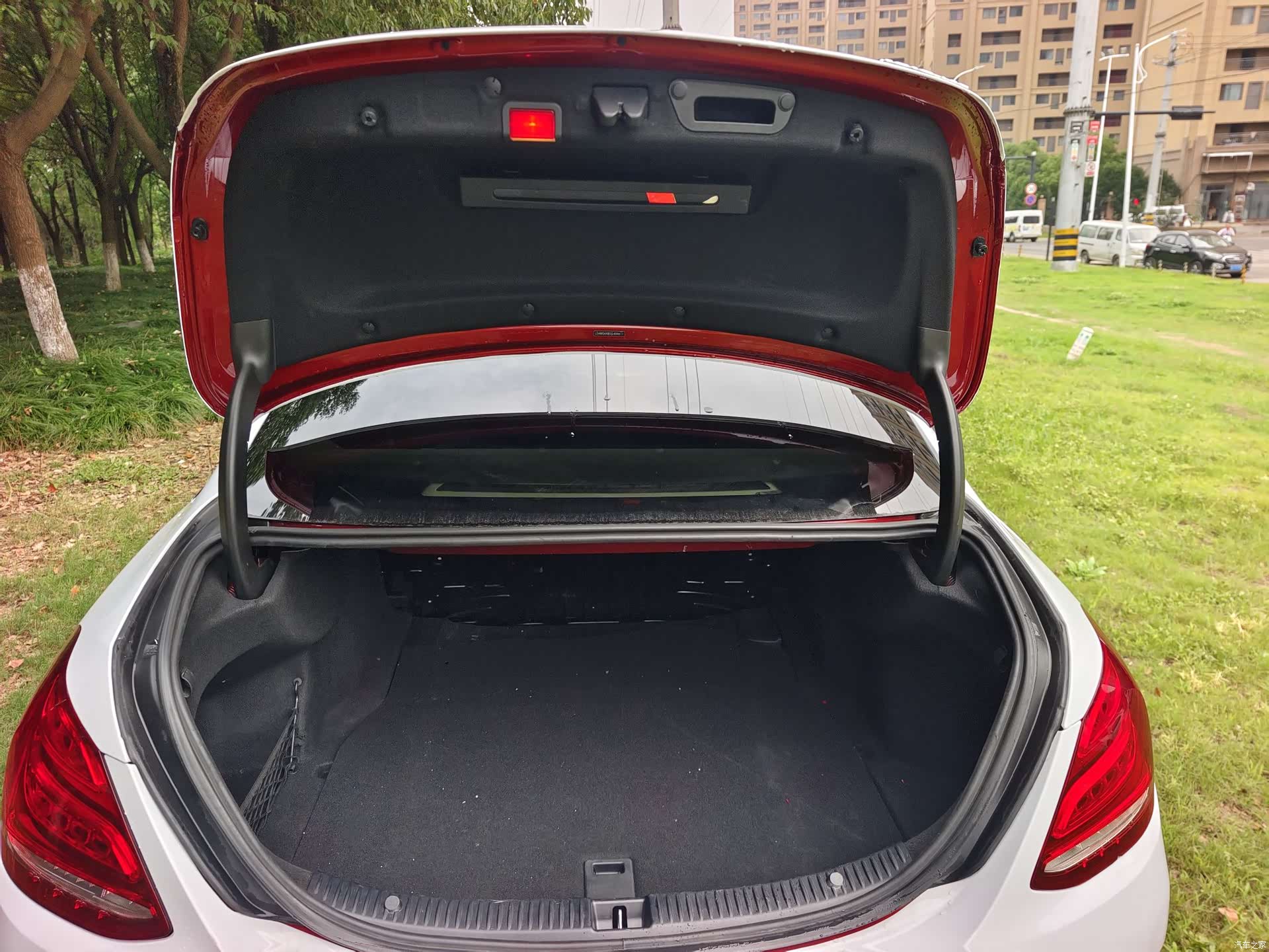 Mercedes-Benz C-Class, 2018 24