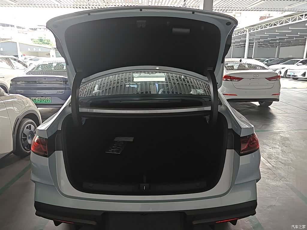 BYD Qin, 2025 19
