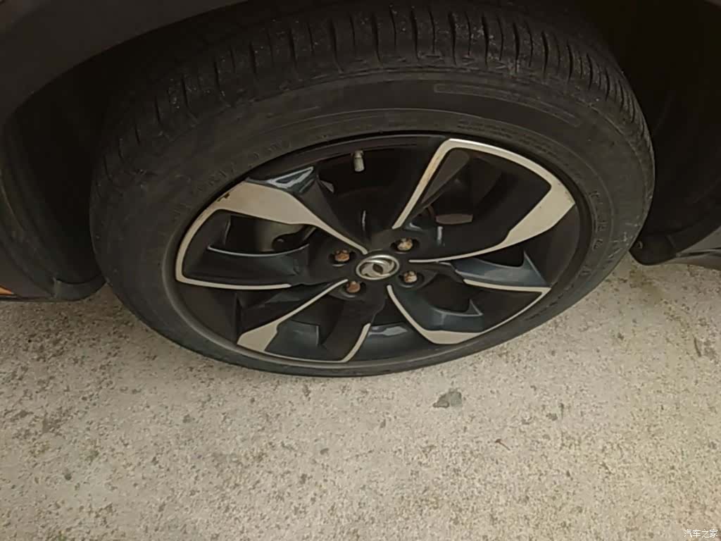 DongFeng AX4, 2018 23