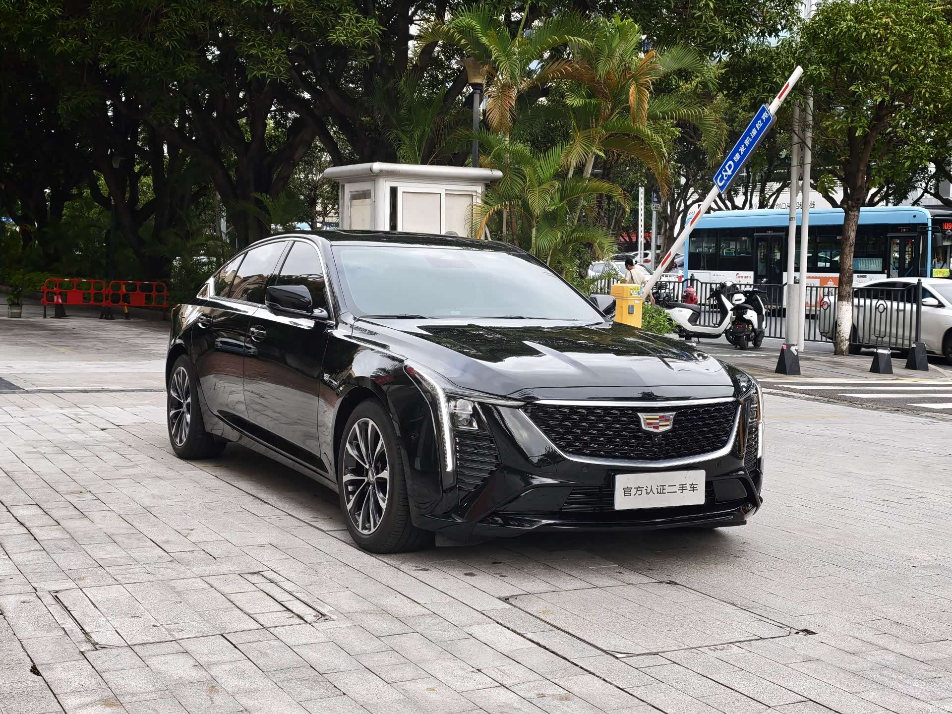 Cadillac CT5, 2025 3