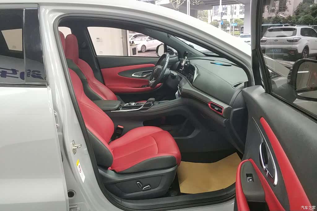 Changan UNI-T, 2020 8