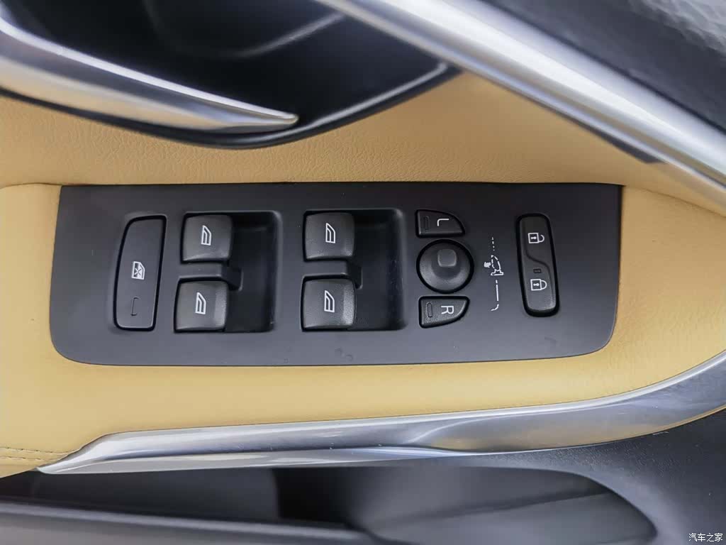 Volvo V40, 2017 9