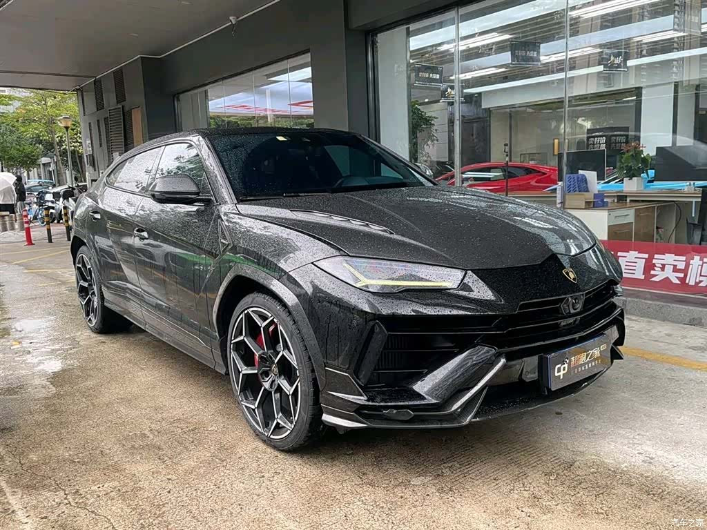 Lamborghini Urus, 2019 3