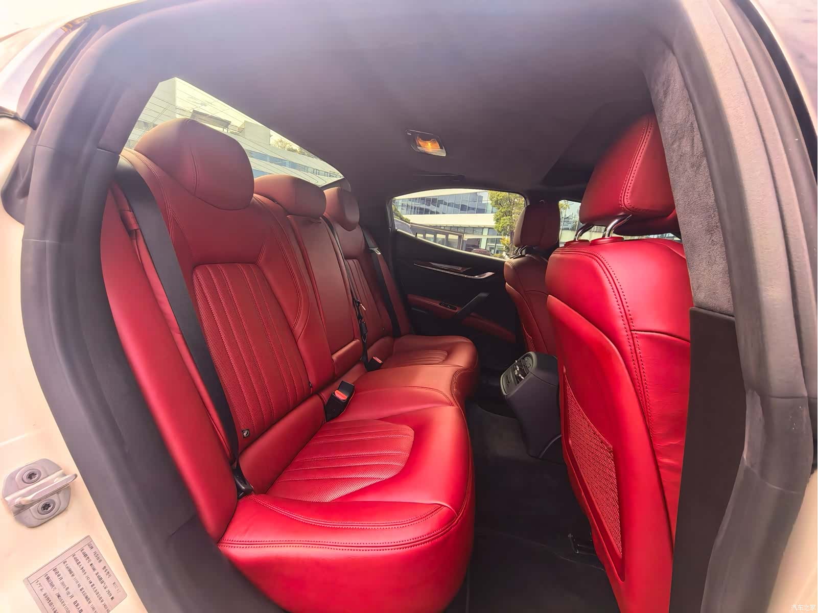 Maserati Ghibli, 2016 8