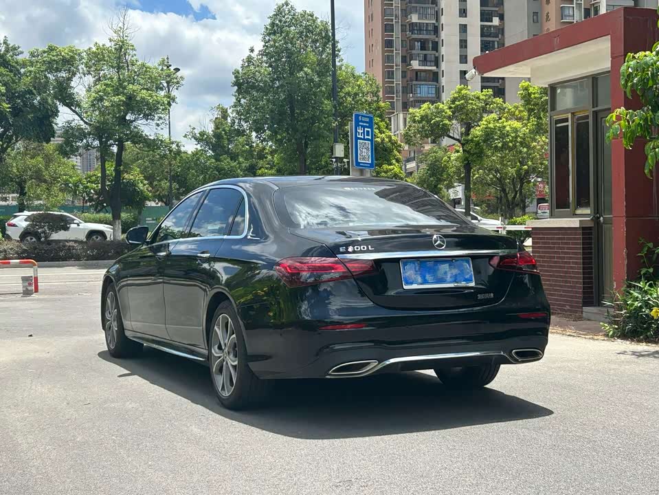 Mercedes-Benz E-class Mercedes-Benz E-class