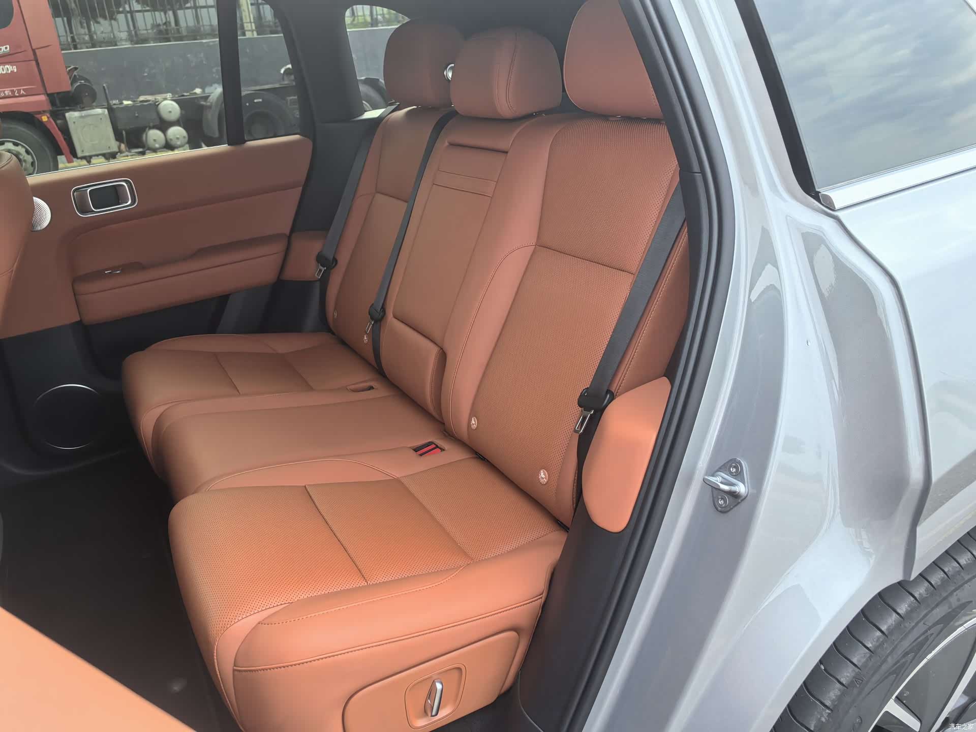 Li Auto L6, 2024 13