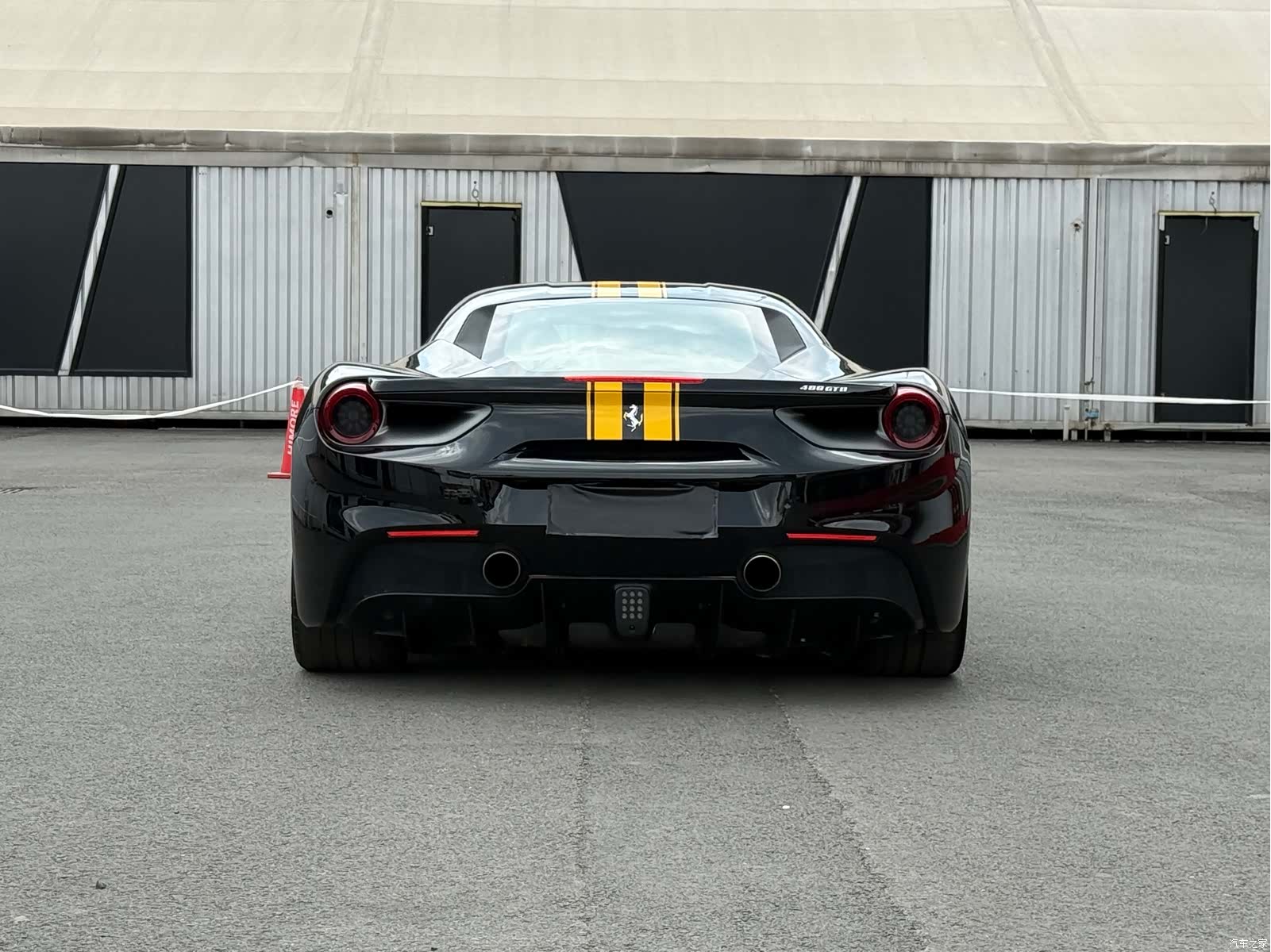 Ferrari 488, 2018 7