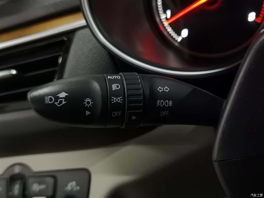 Hongqi H5, 2018 21