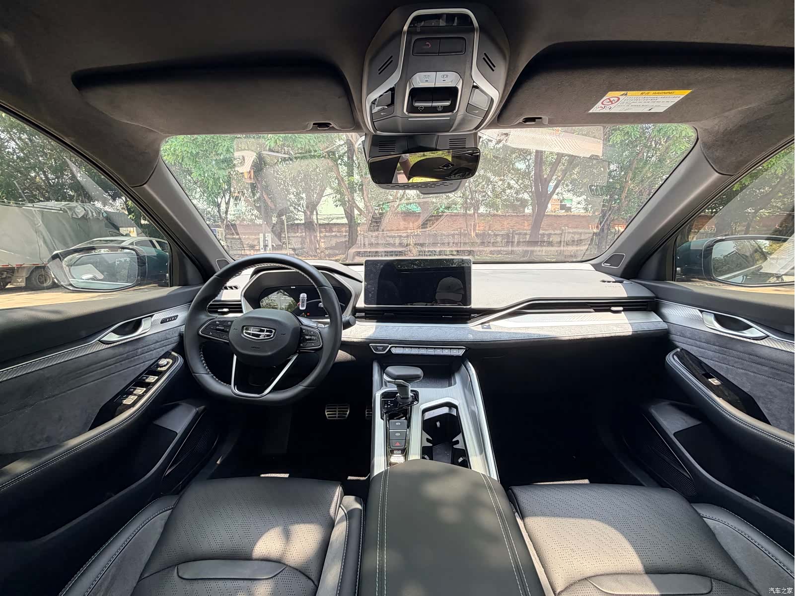 Geely Preface, 2023 21