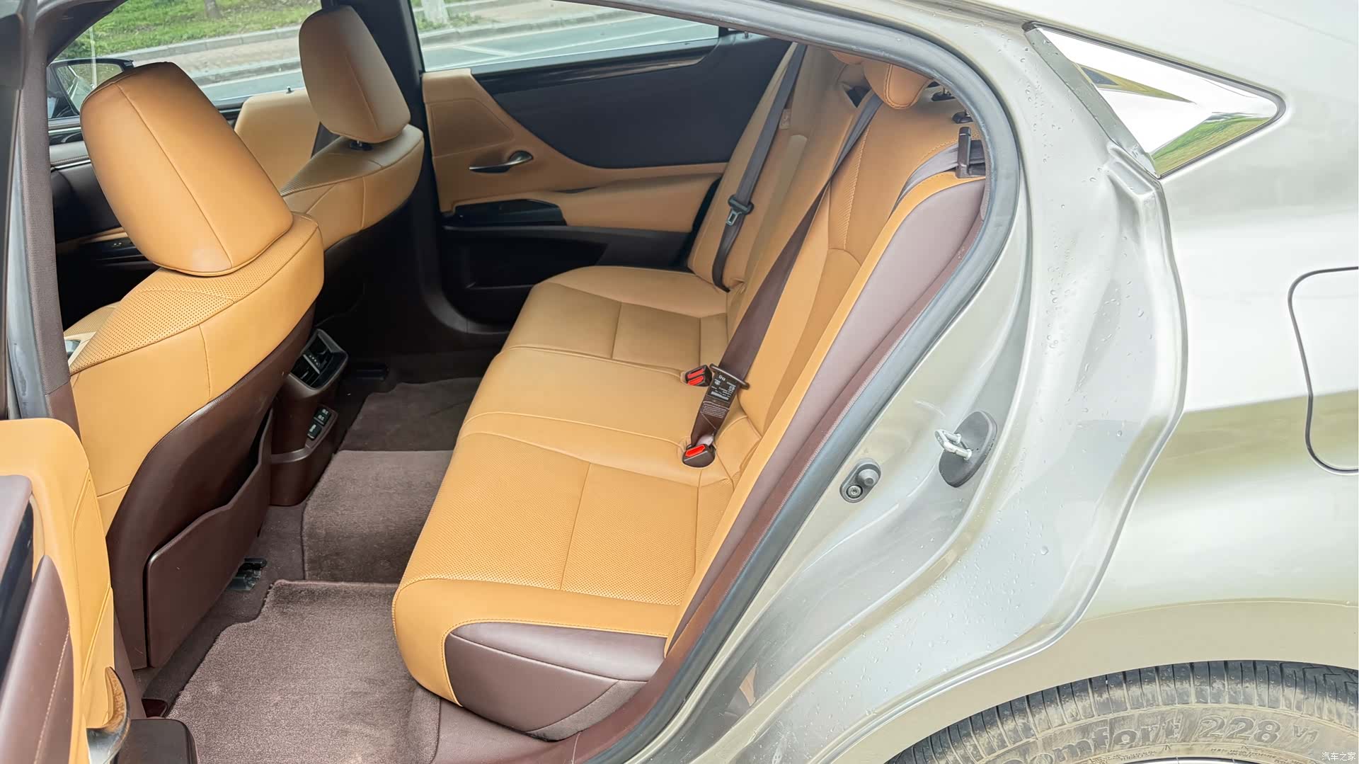 Lexus ES, 2020 8