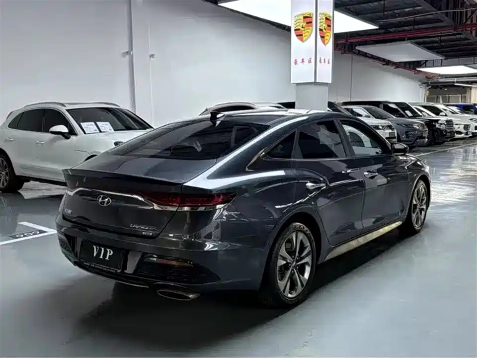 Hyundai Festa