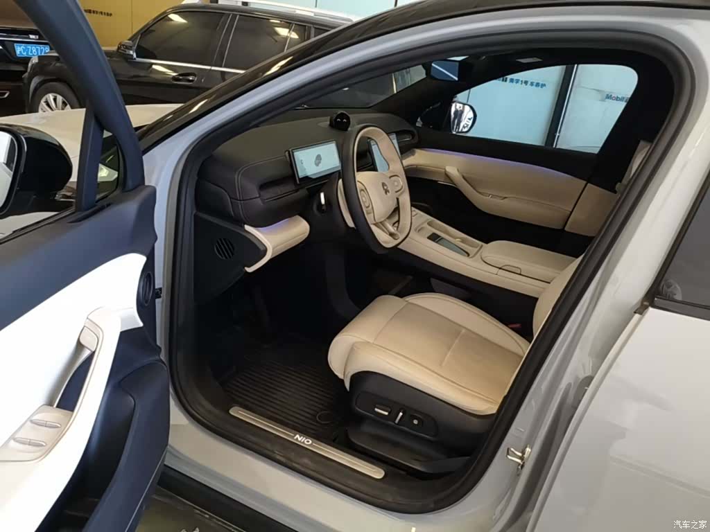 NIO ES6, 2024 16