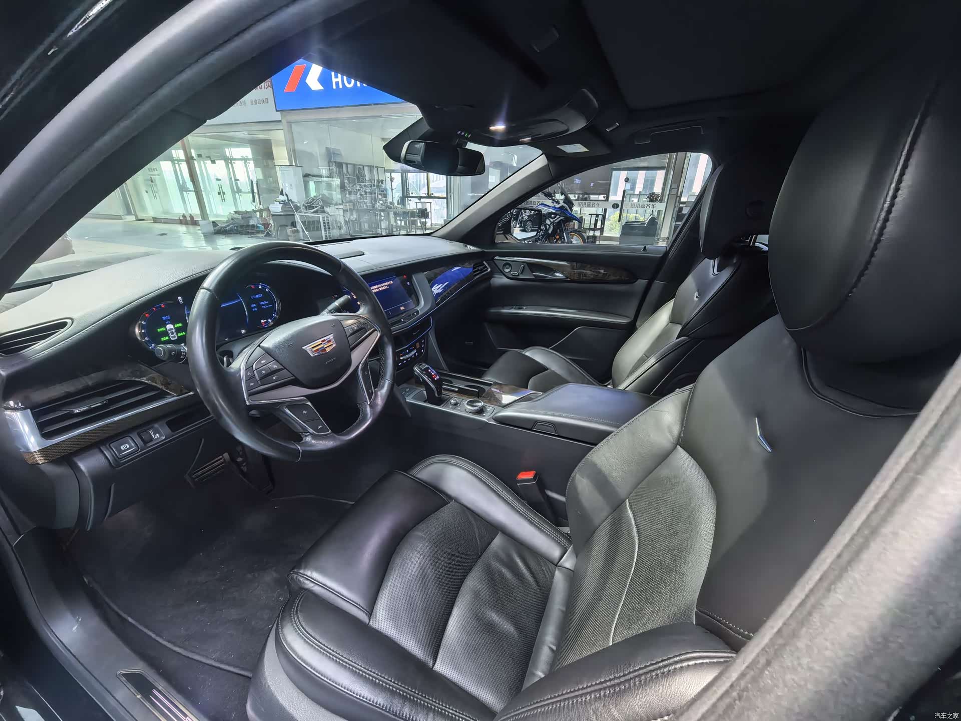 Cadillac CT6, 2021 10