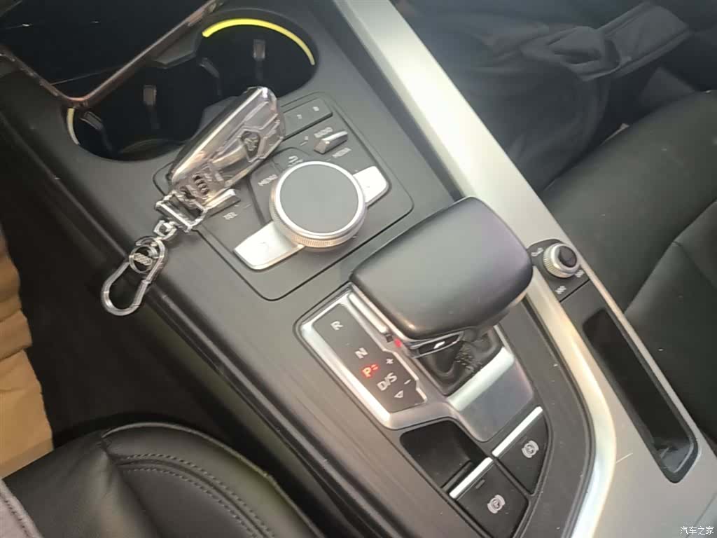 Audi A4L, 2020 14