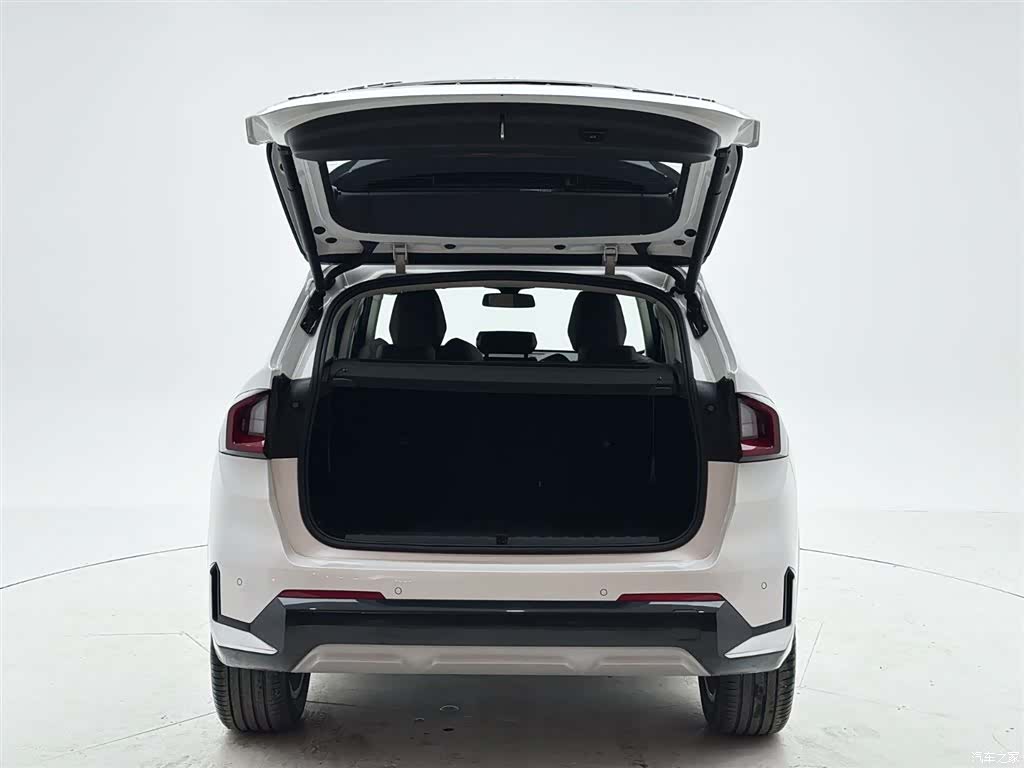 BMW X1, 2024 8