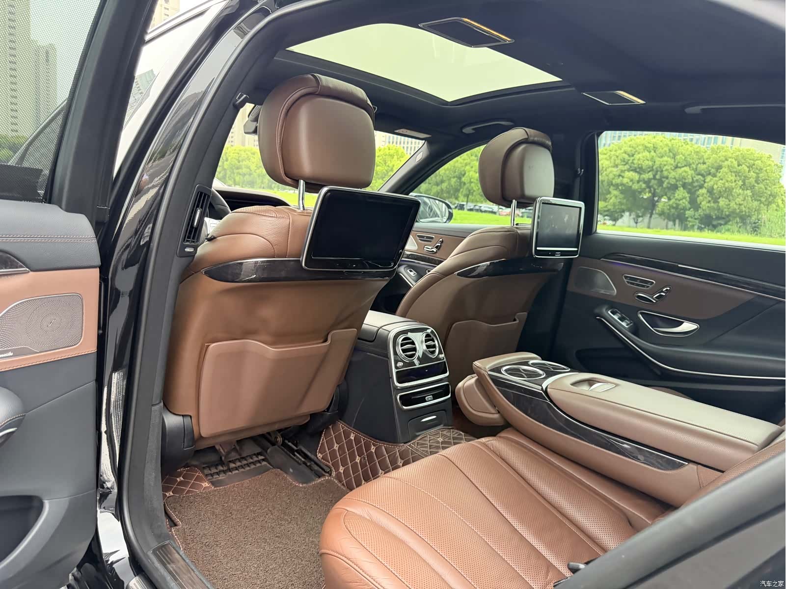 Mercedes-Benz S-Class, 2017 24