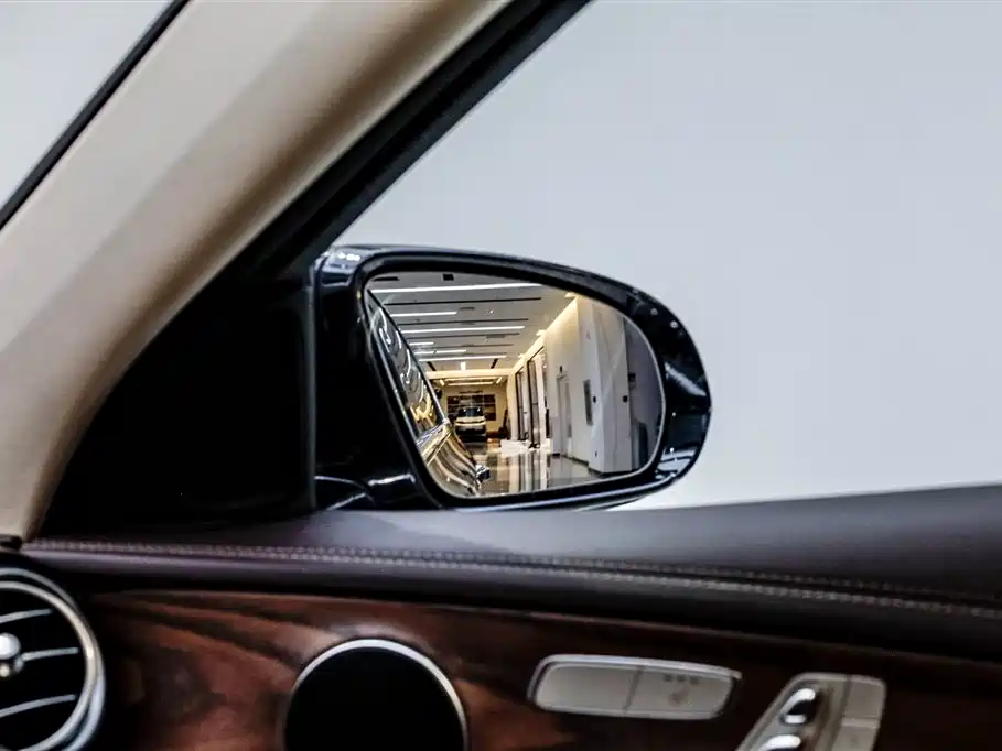 Mercedes-Benz E-class Mercedes-Benz E-class