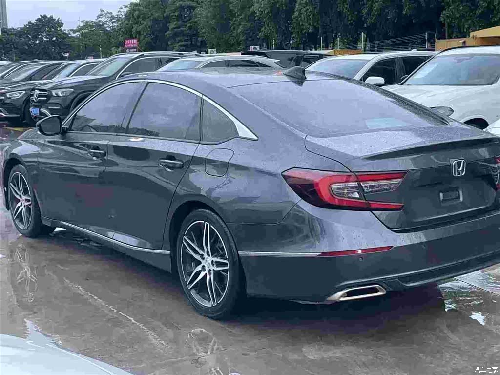 Honda Accord, 2022 9