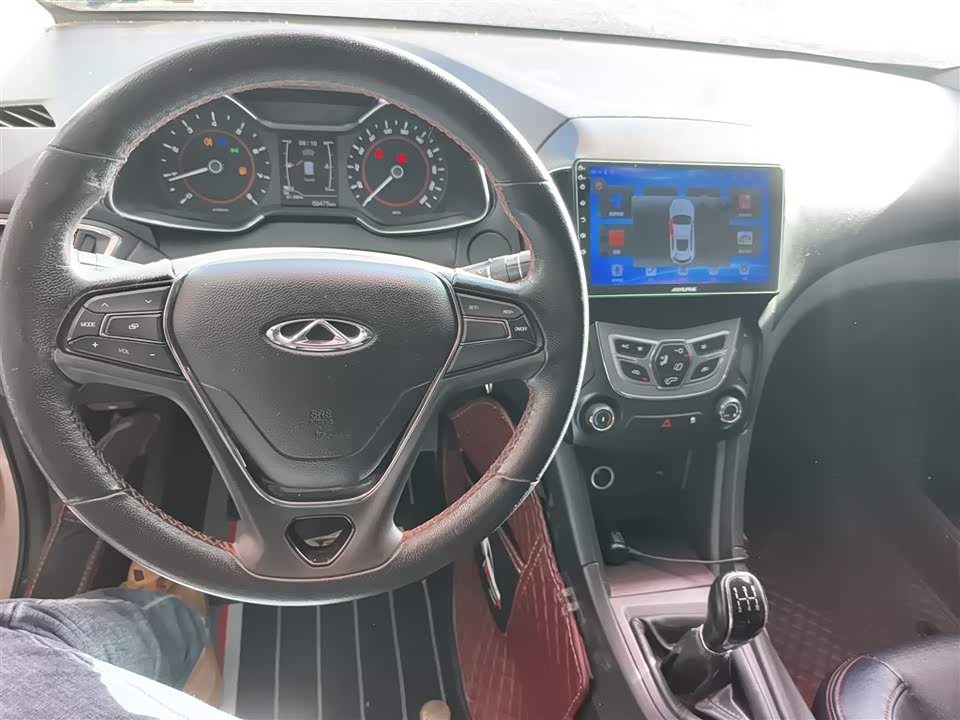 Chery Arrizo 5