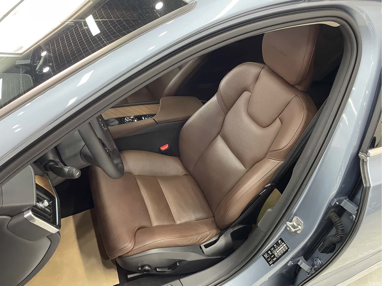 Volvo S90, 2019 13
