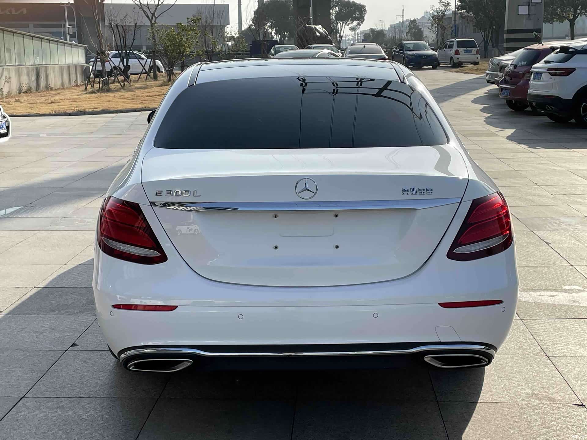 Mercedes-Benz E-Class, 2017 29