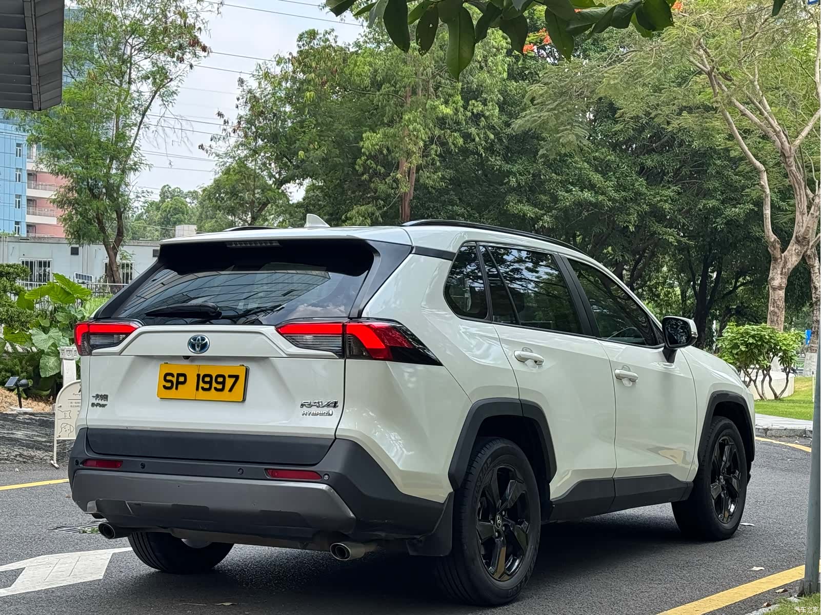 Toyota RAV4, 2021 7