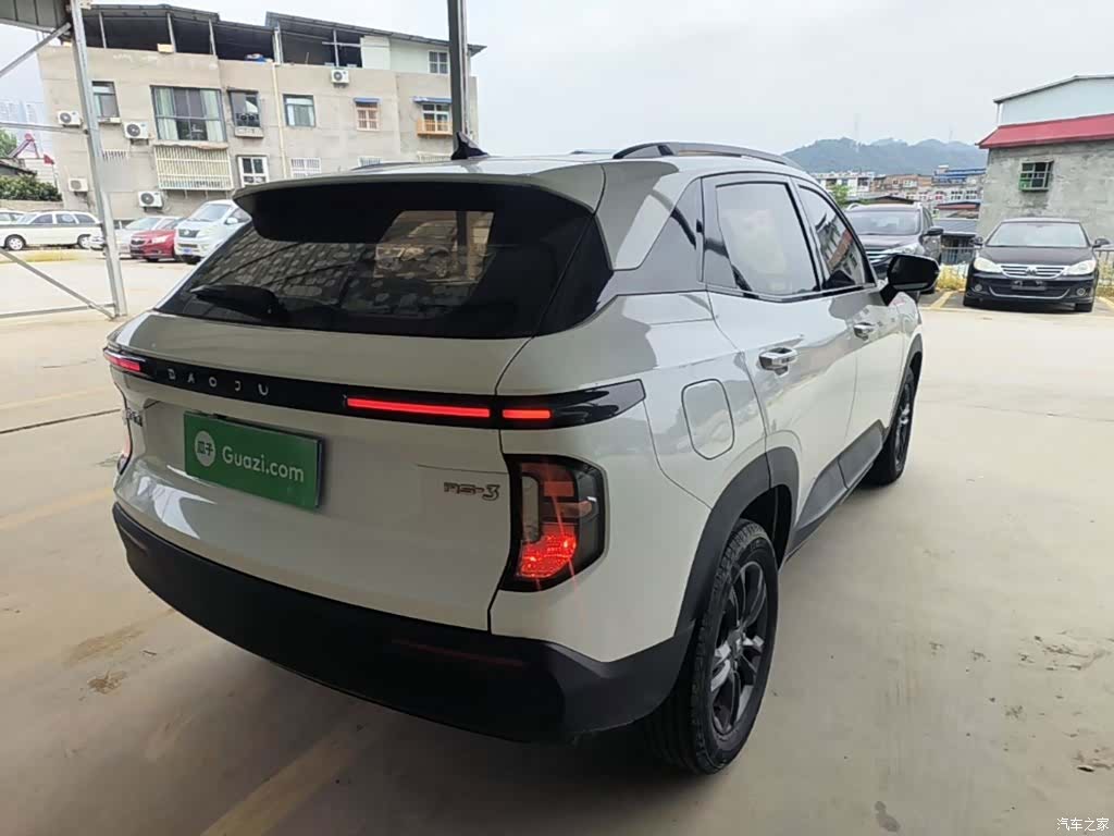 Wuling RS-3, 2020 7
