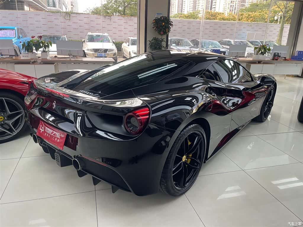 Ferrari 488, 2016 6