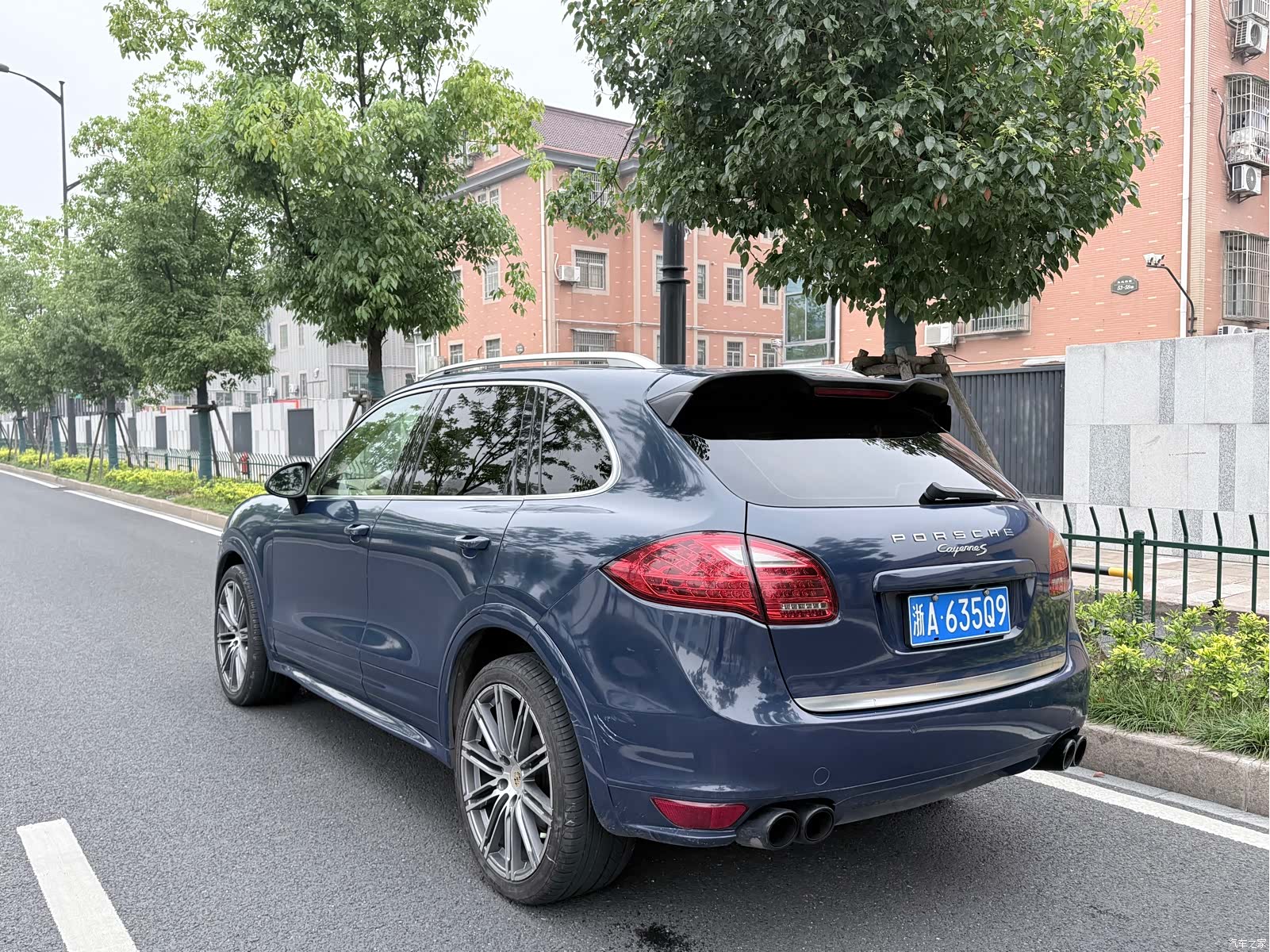 Porsche Cayenne, 2012 12