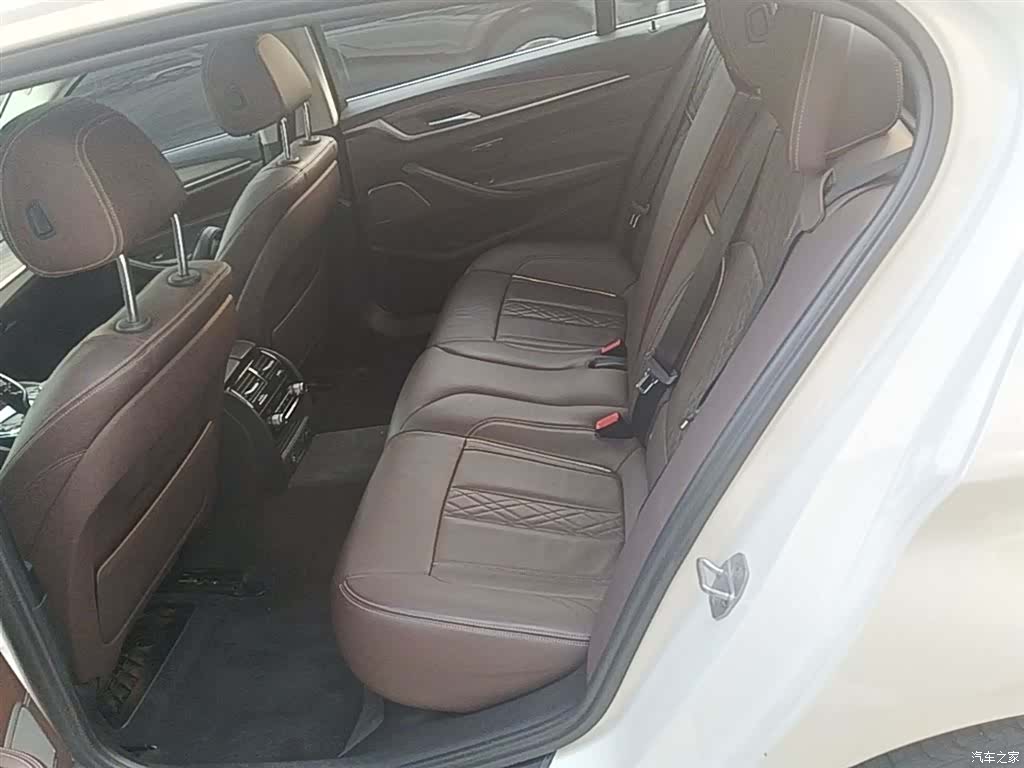 BMW 5 Series, 2018 17