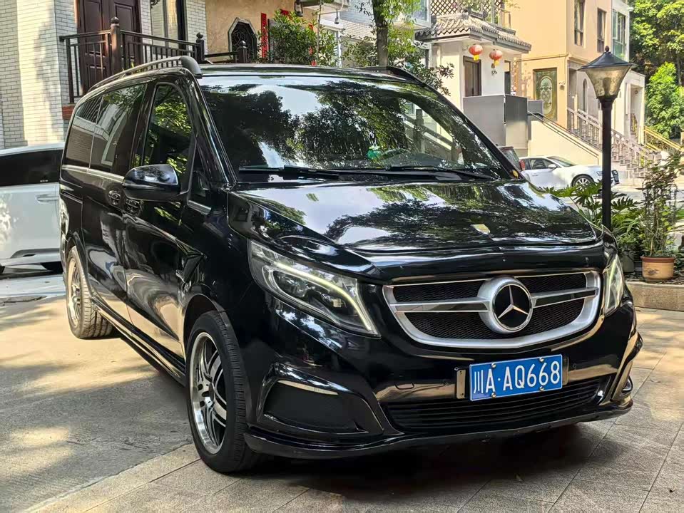 Mercedes-Benz V-class Mercedes-Benz V-class