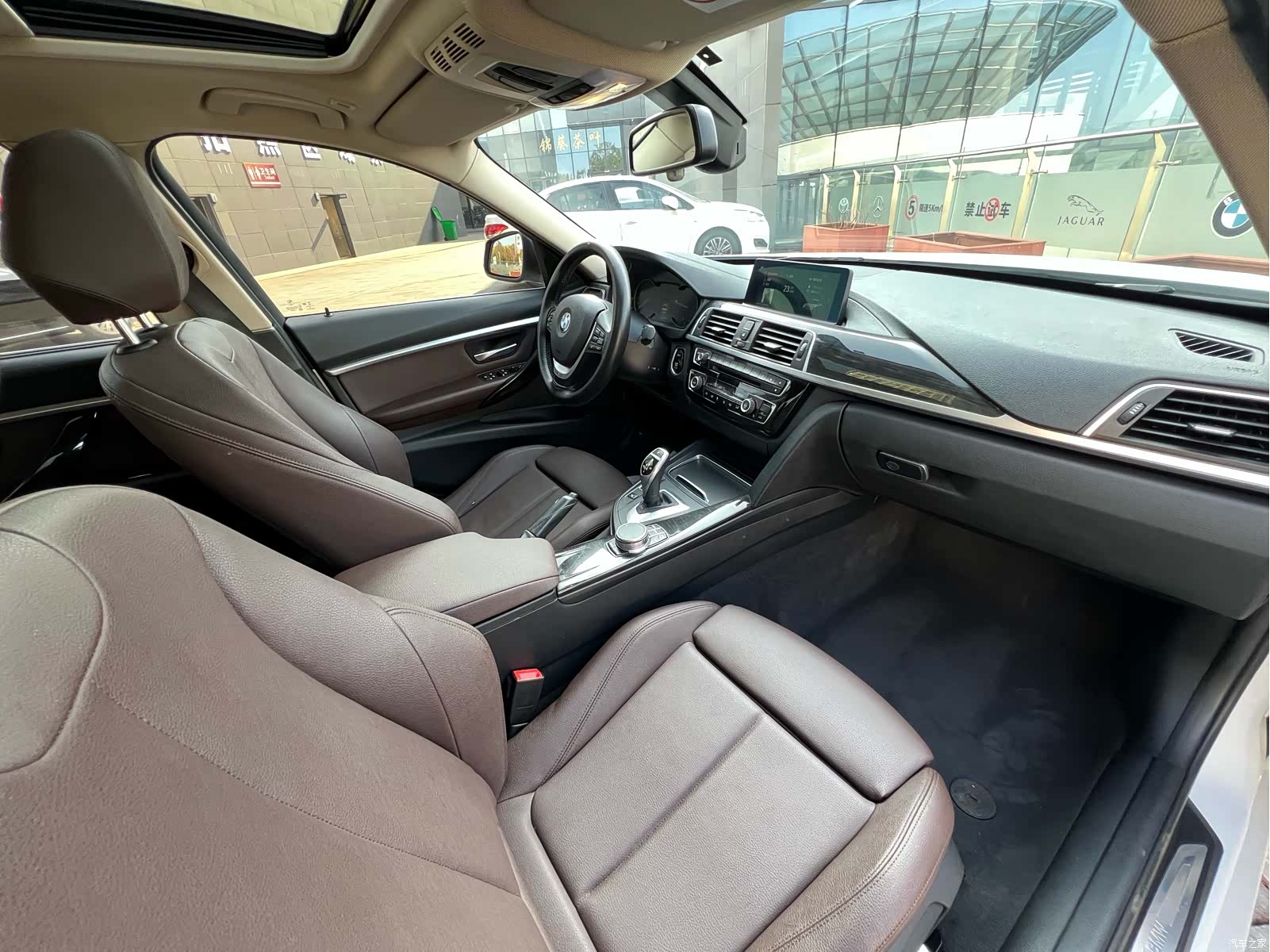 BMW 3 Series, 2018 28