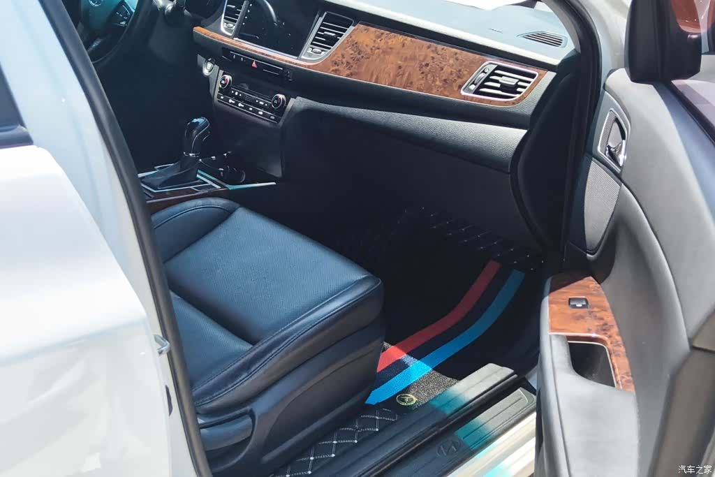 Hyundai DLX, 2016 7
