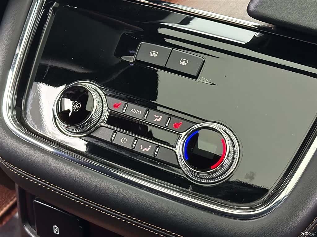 Lincoln Navigator, 2019 13