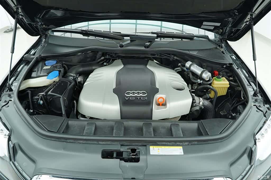 Audi Q7, 2012 33