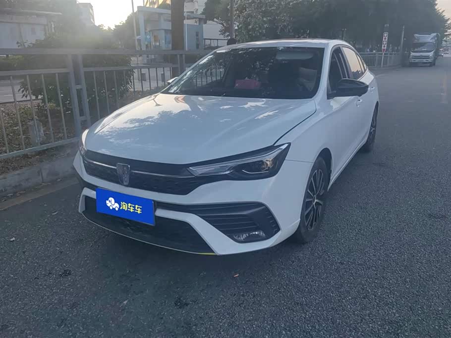 Roewe i5