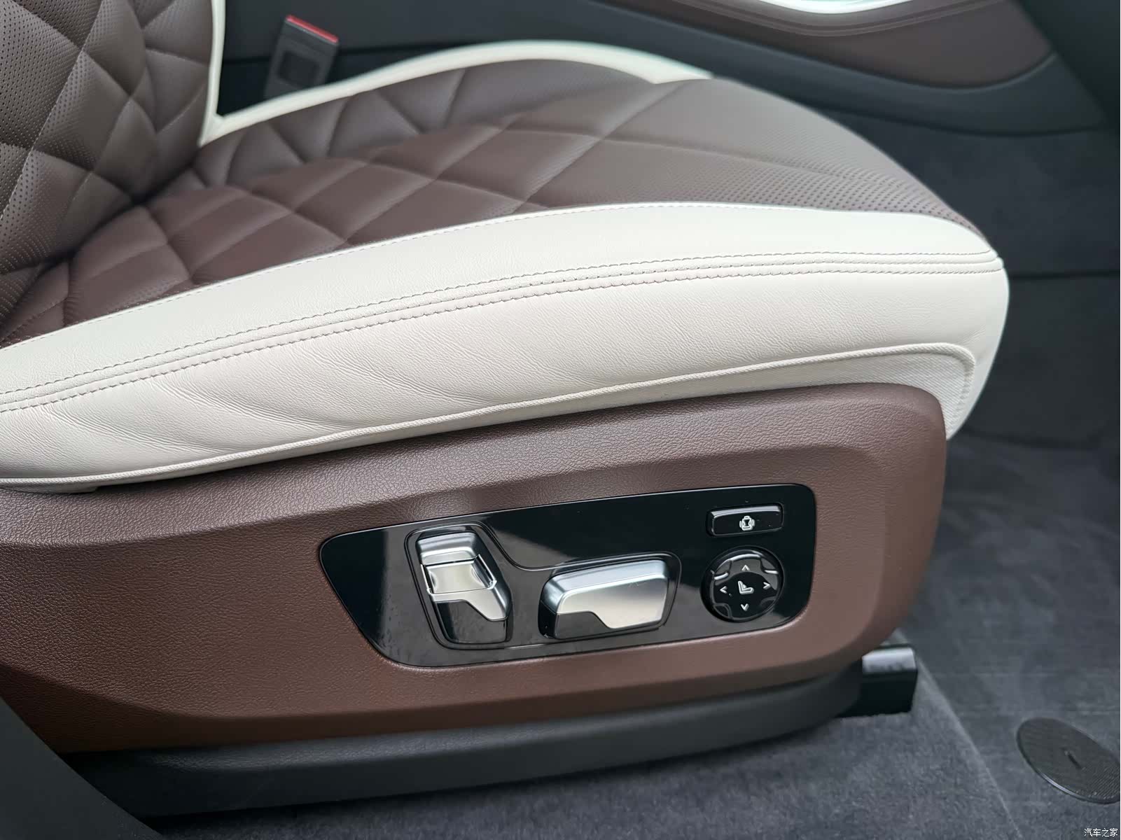 BMW X5, 2024 13