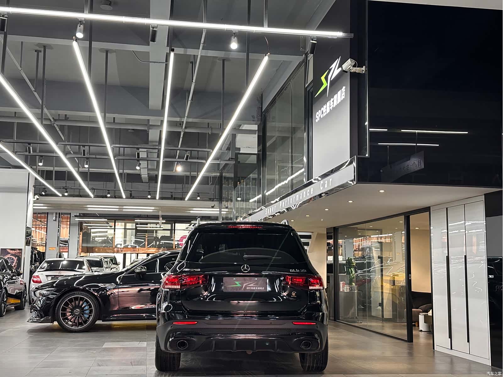 Mercedes-Benz GLB, 2023 17