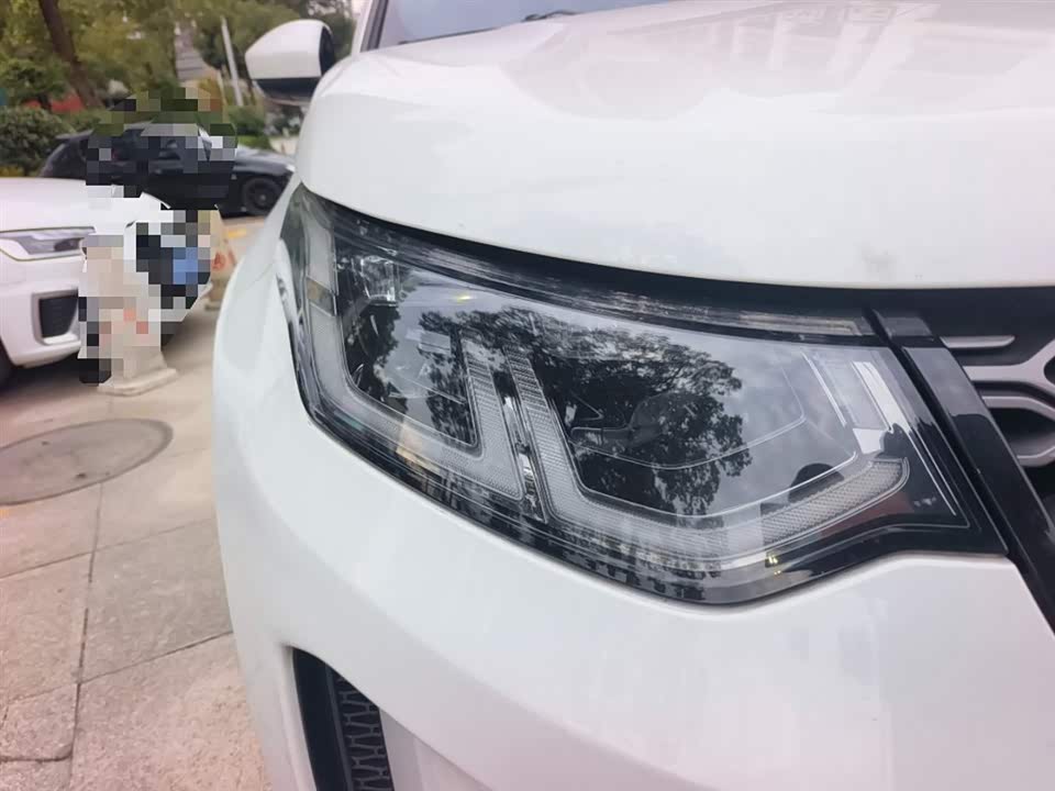 Land Rover Discover sports