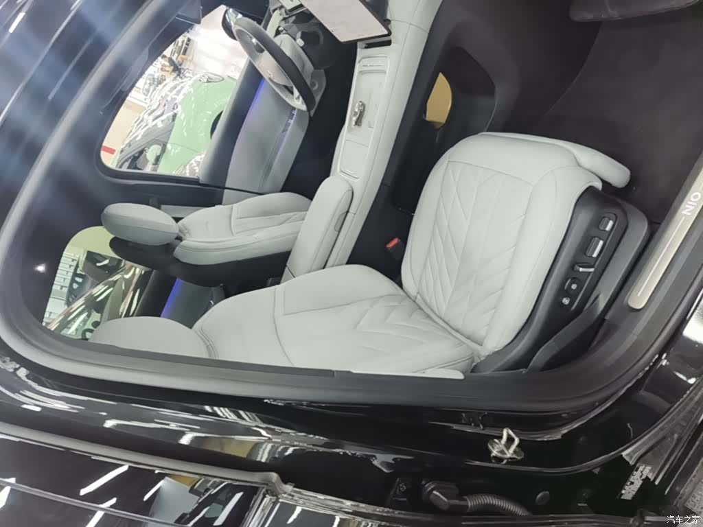 NIO ES6, 2025 25