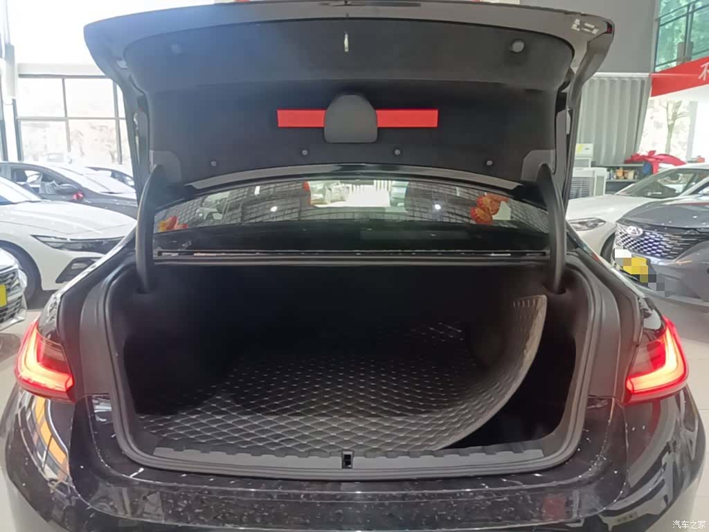 BMW i3, 2023 19
