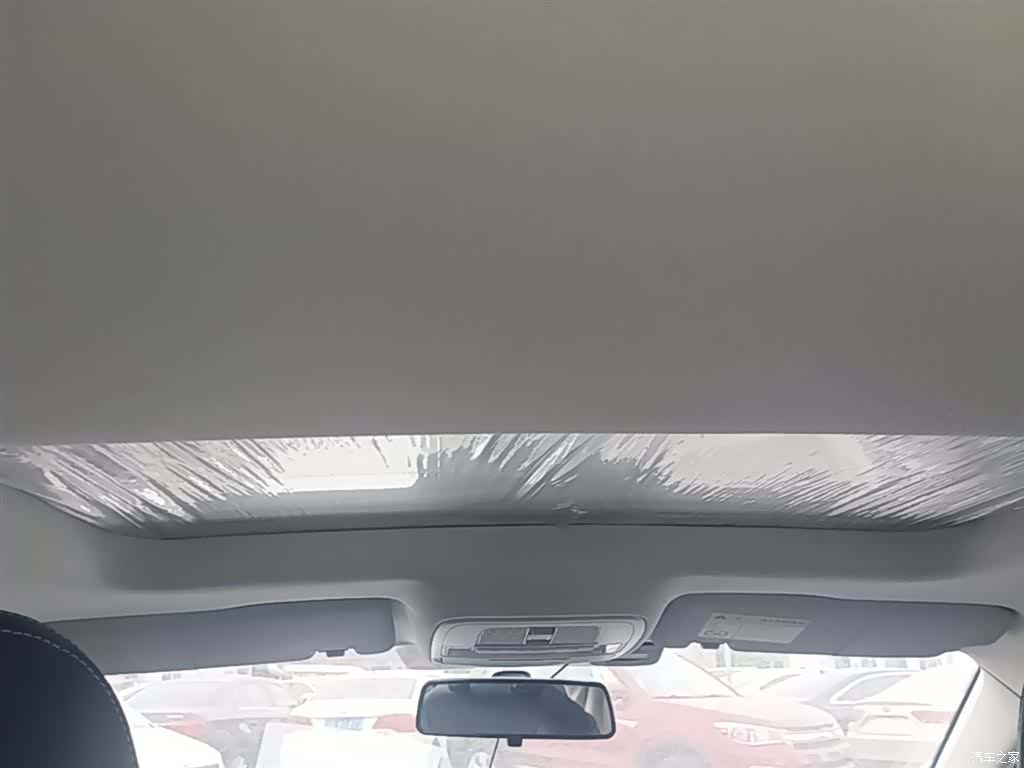Roewe i5, 2021 18