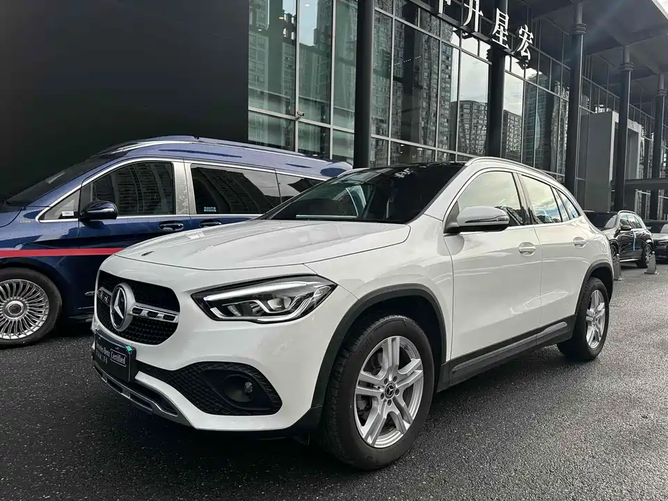 Mercedes-Benz GLA