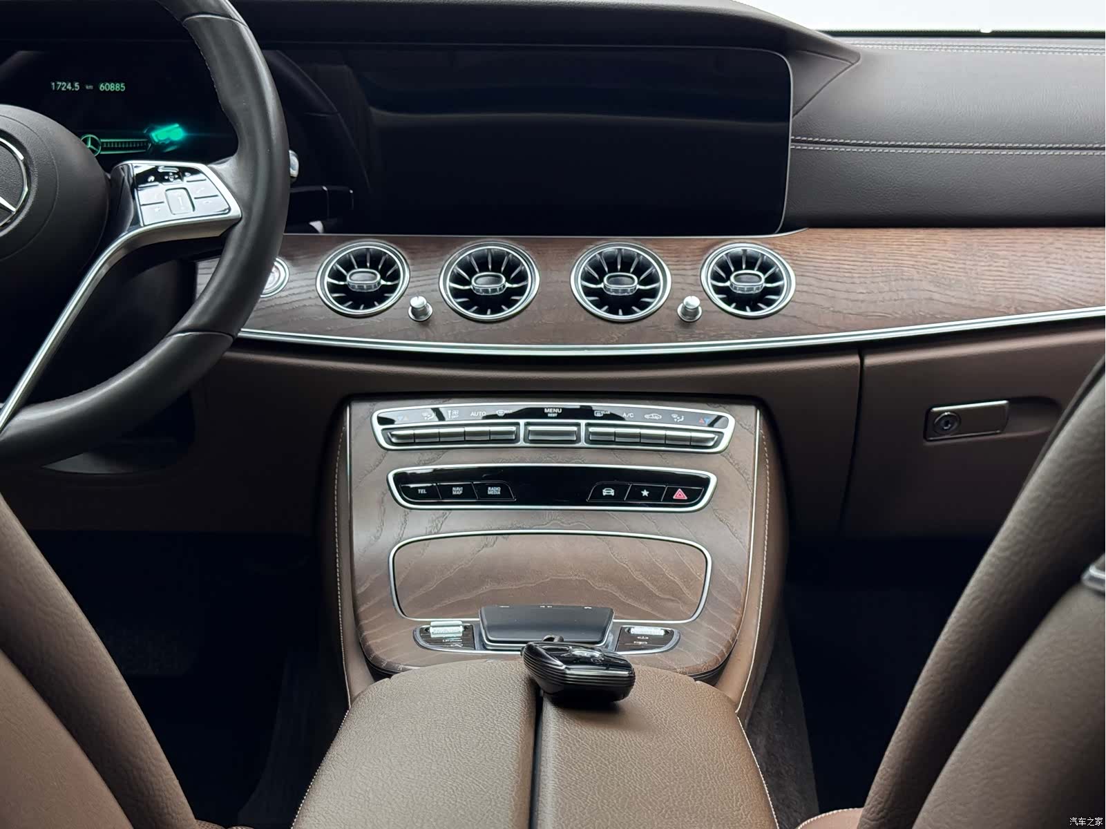 Mercedes-Benz E-Class, 2021 16