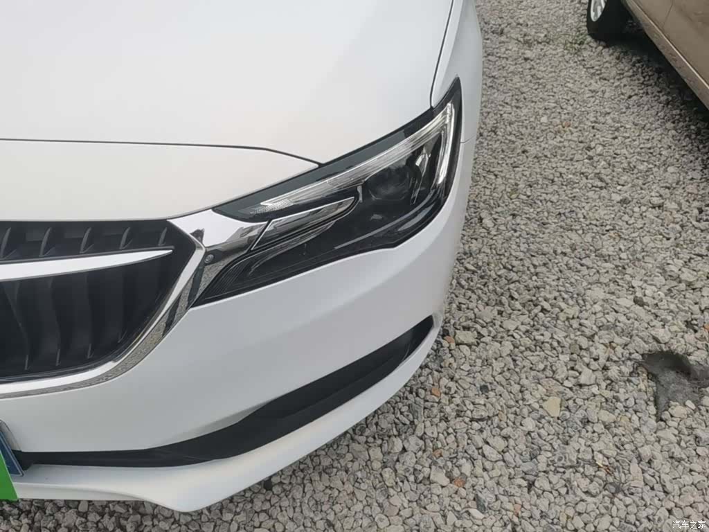 Buick GL6, 2022 24