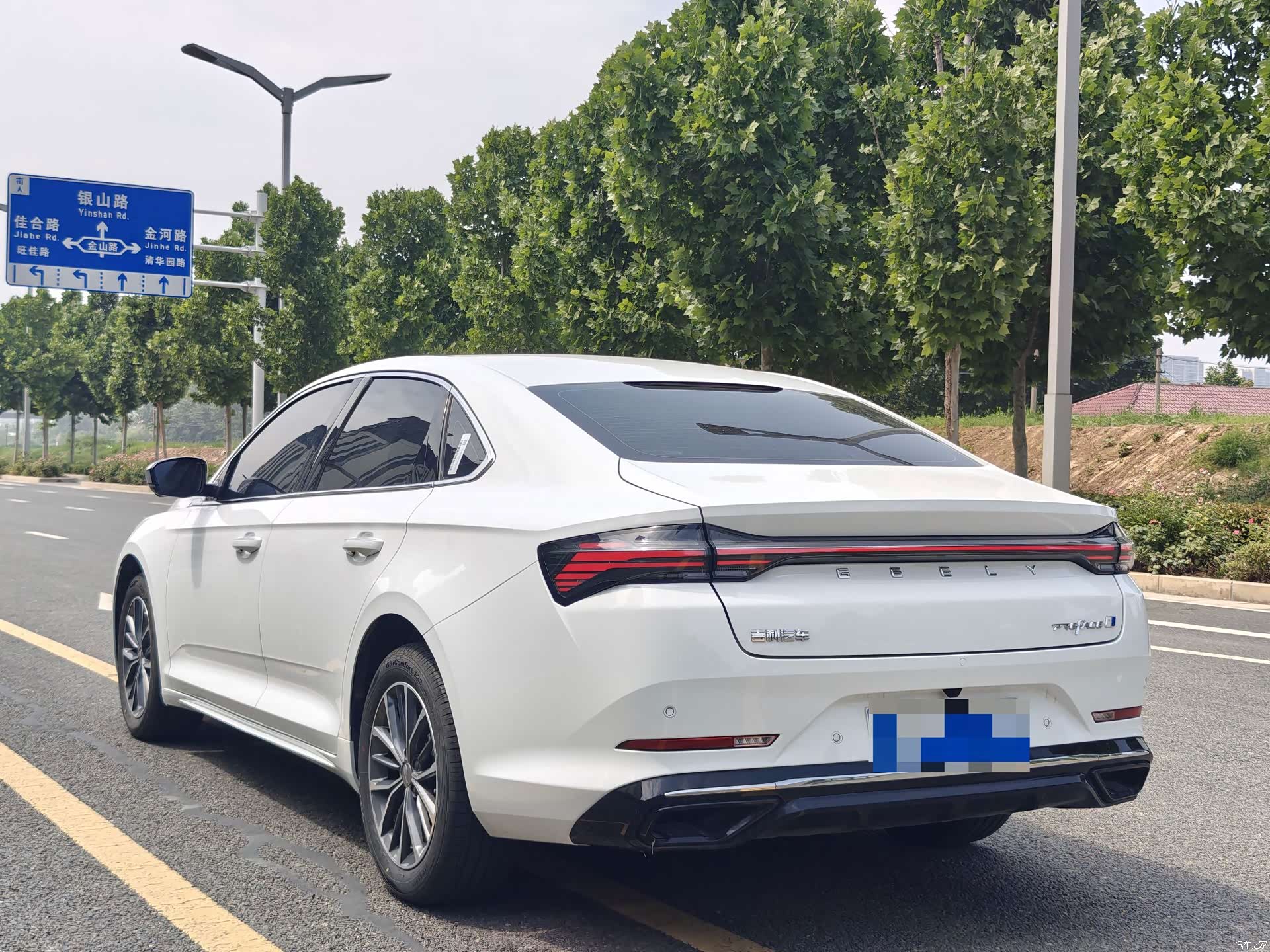Geely Preface, 2025 4
