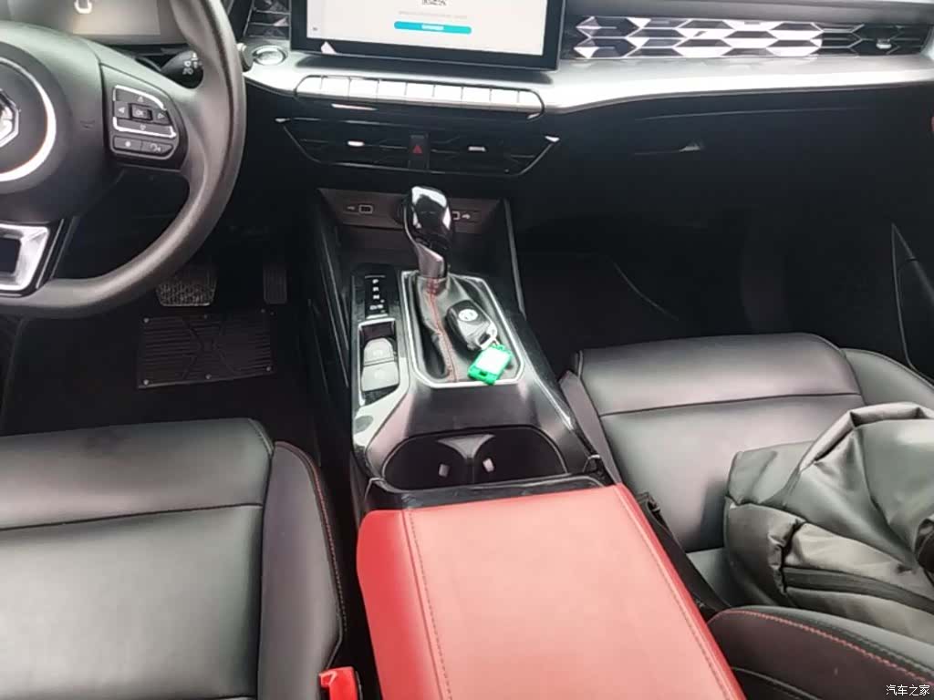 MG MG5, 2023 14