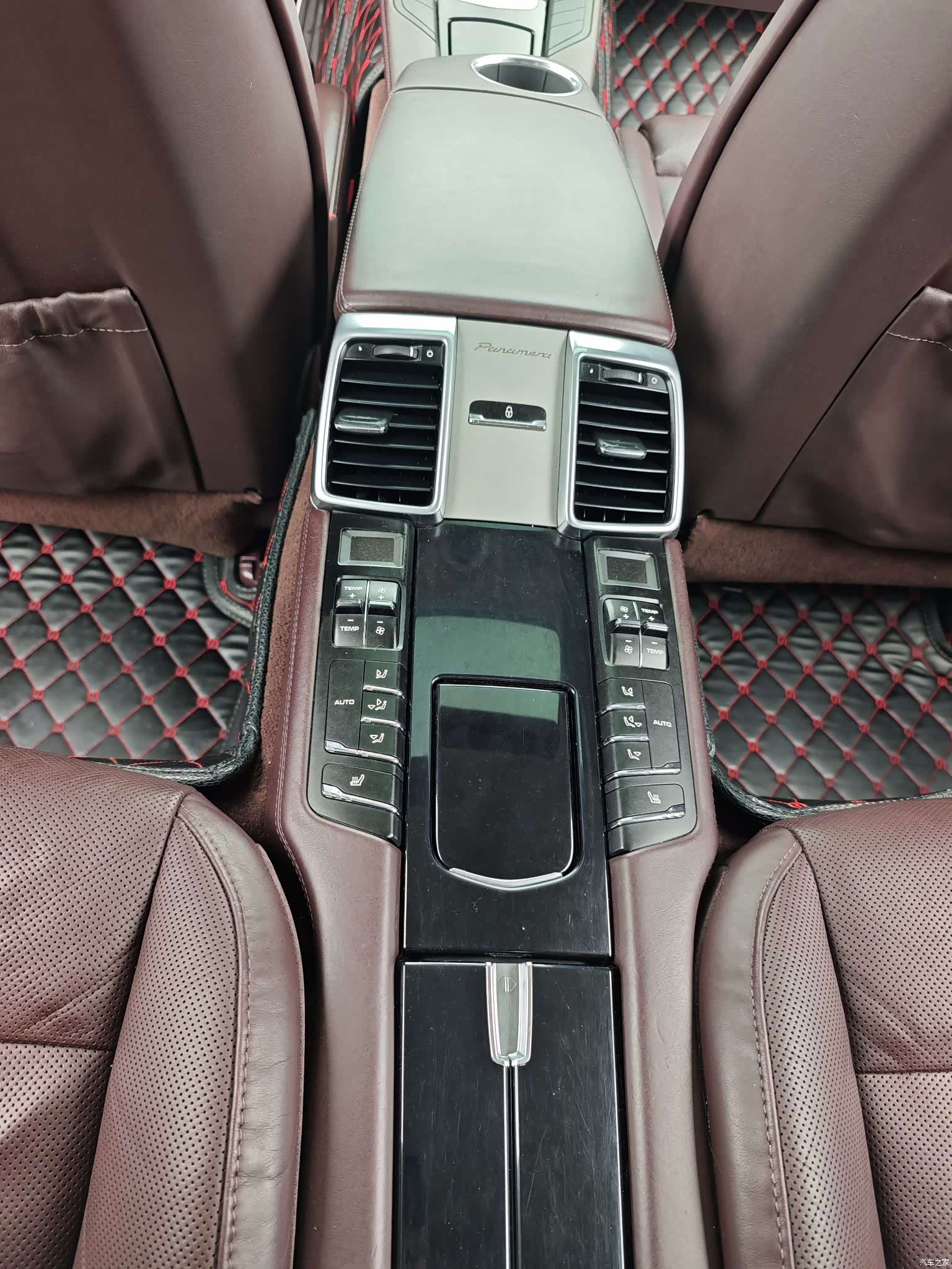 Porsche Panamera, 2011 13